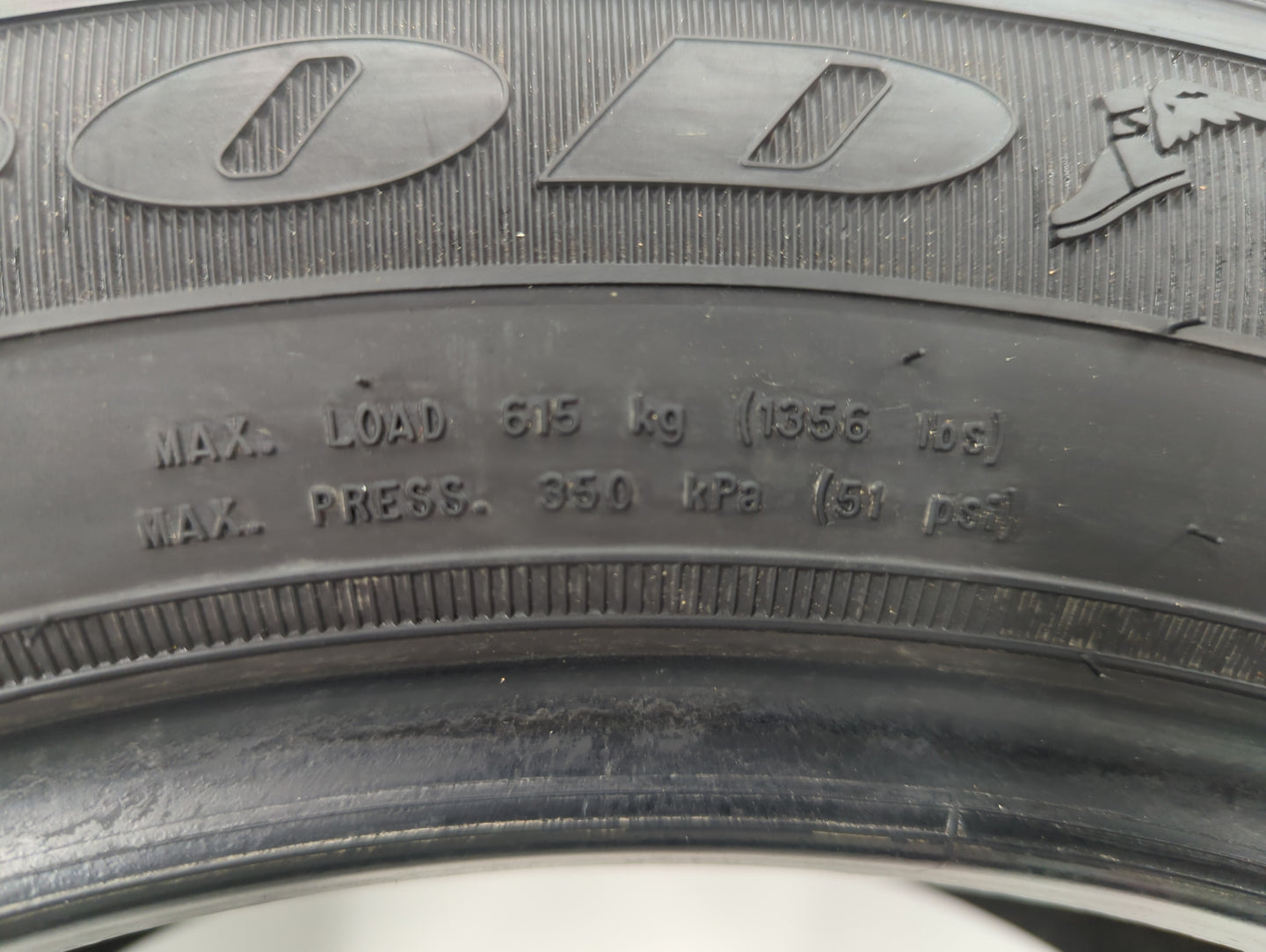 Used Tire 205/55R16 GOODYEAR ASSURANCE ALL-SEASON 91H All Season - 9.5/32 - Oemusedautoparts1.com
