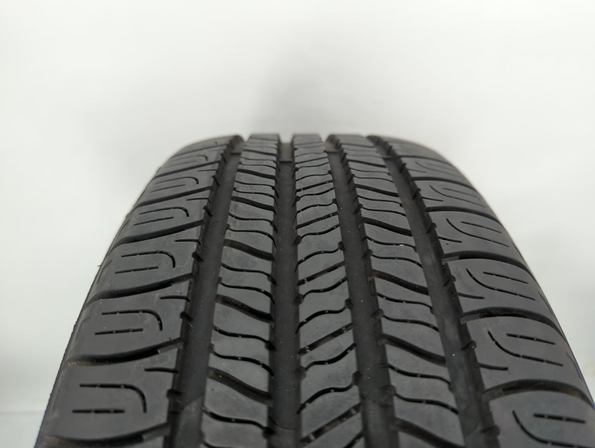 Used Tire 205/55R16 GOODYEAR ASSURANCE ALL-SEASON 91H All Season - 9.5/32 - Oemusedautoparts1.com