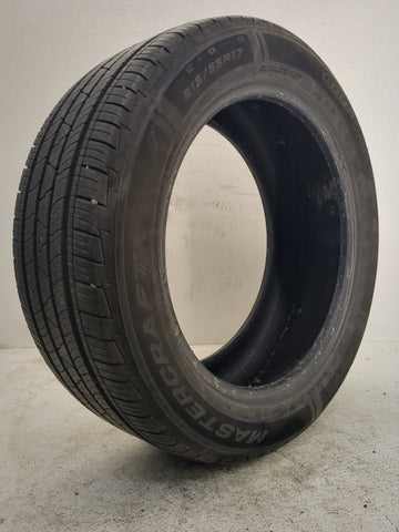 Used Tire 215/55R17 MASTERCRAFT COURSER QUEST 94V - Tread Depth 9.5/32 - Oemusedautoparts1.com