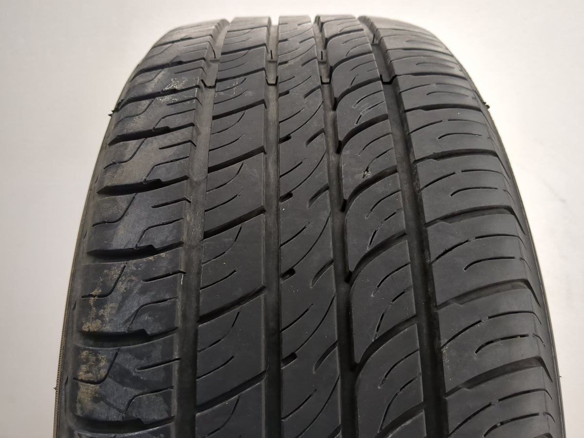 Used Tire 215/55R16 RADAR DIMAX A/S-8 93V - Tread Depth 8.5/32 - Oemusedautoparts1.com