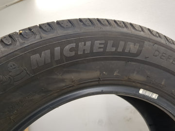 Used Tire 225/65R17 MICHELIN DEFENDER 2 102H - Tread Depth 9/32