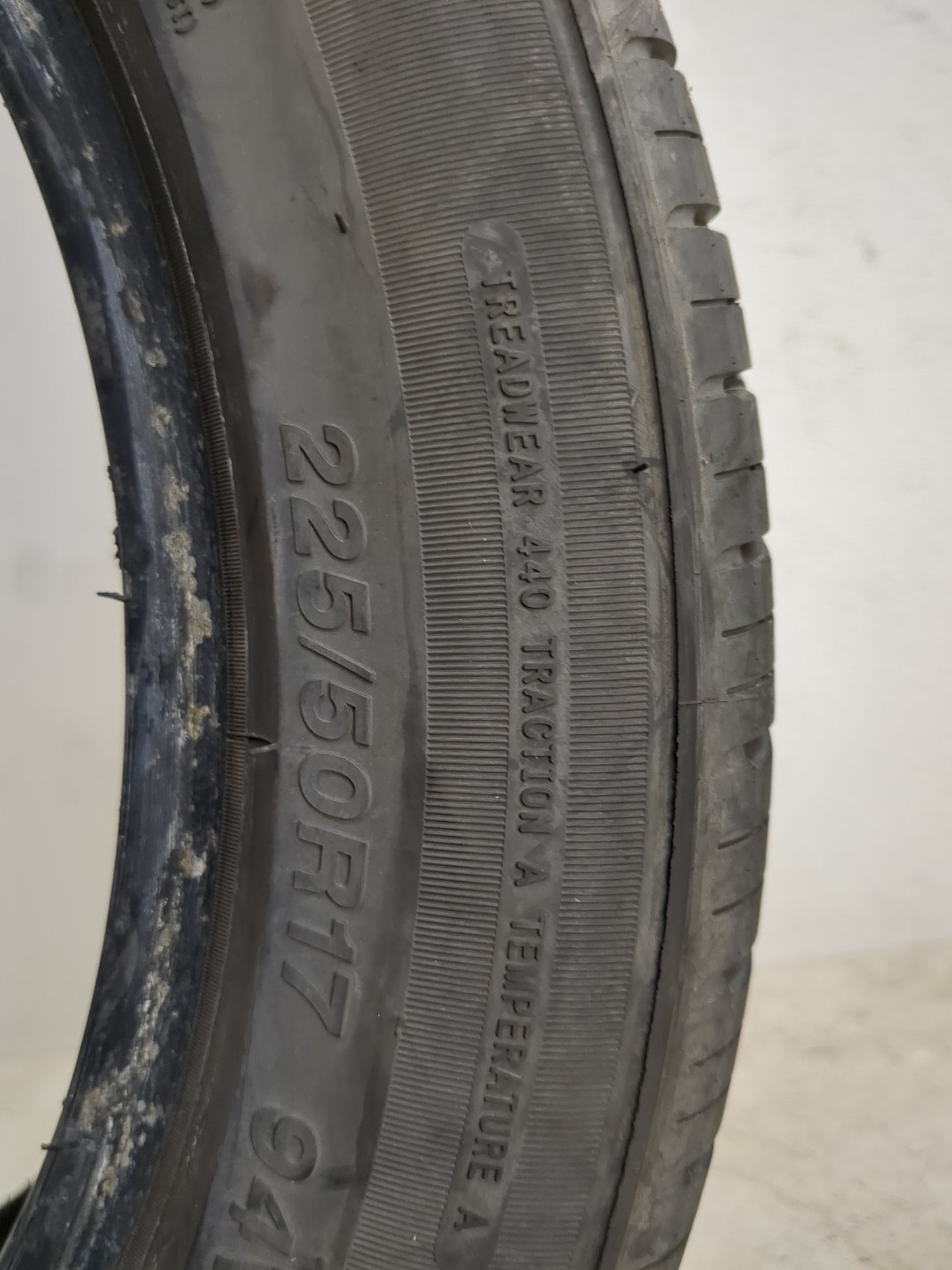 Used Tire 225/50R17 ACHILLES TOURING SPORT A/S 94V - Tread Depth 8.5/32 - Oemusedautoparts1.com