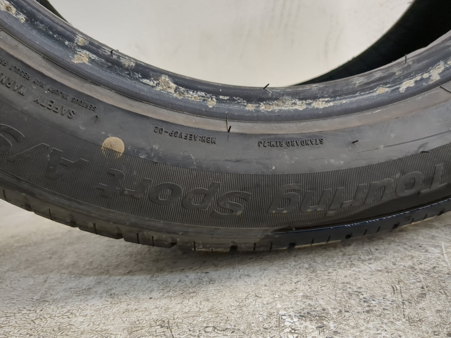 Used Tire 225/50R17 ACHILLES TOURING SPORT A/S 94V - Tread Depth 8.5/32 - Oemusedautoparts1.com
