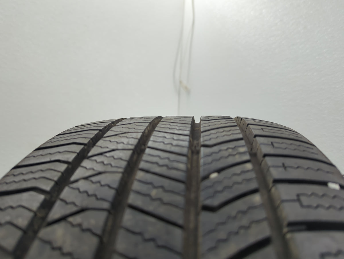 Used Tire 225/50R17 ROAD HUGGER GTP AS/02 98V - Tread Depth 8/32 - Oemusedautoparts1.com