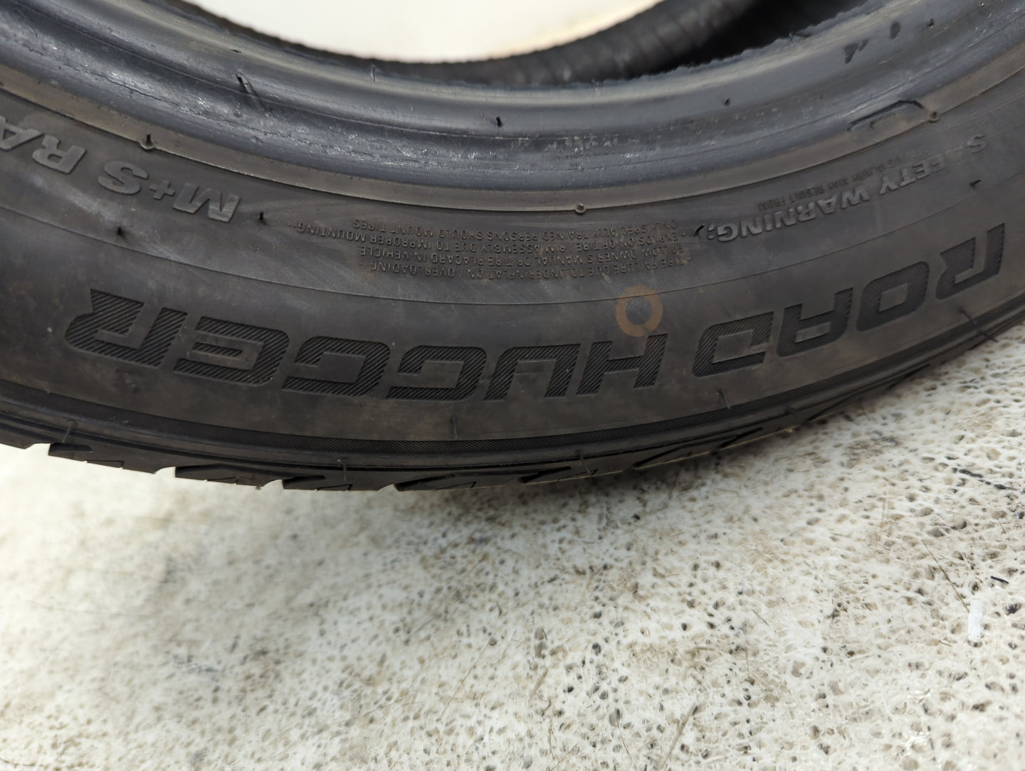 Used Tire 225/50R17 ROAD HUGGER GTP AS/02 98V - Tread Depth 8/32 - Oemusedautoparts1.com