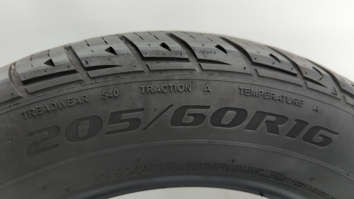 Used Tire 205/60R16 PRIMEWELL PS890 TOURING 92V All Season - Tread Depth 7/32 - Oemusedautoparts1.com