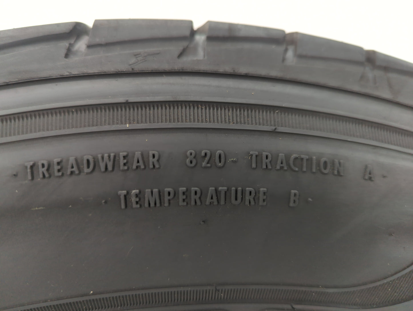 Used Tire 225/65R17 GOODYEAR ASSURANCE MAXLIFE 102H All Season - 9/32 - Oemusedautoparts1.com