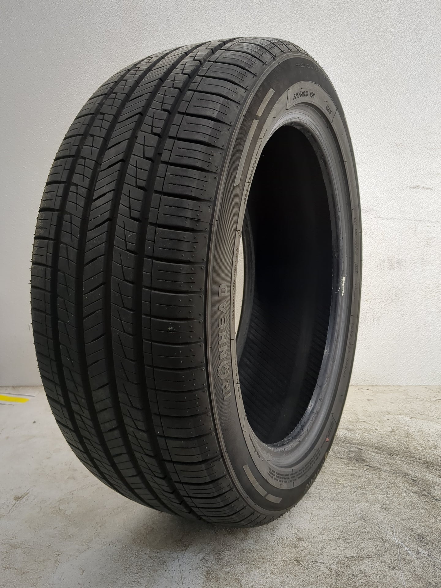 Used Tire 225/50R18 IRONHEAD REFLEX IHO1 95H - Tread Depth 6/32 - Oemusedautoparts1.com