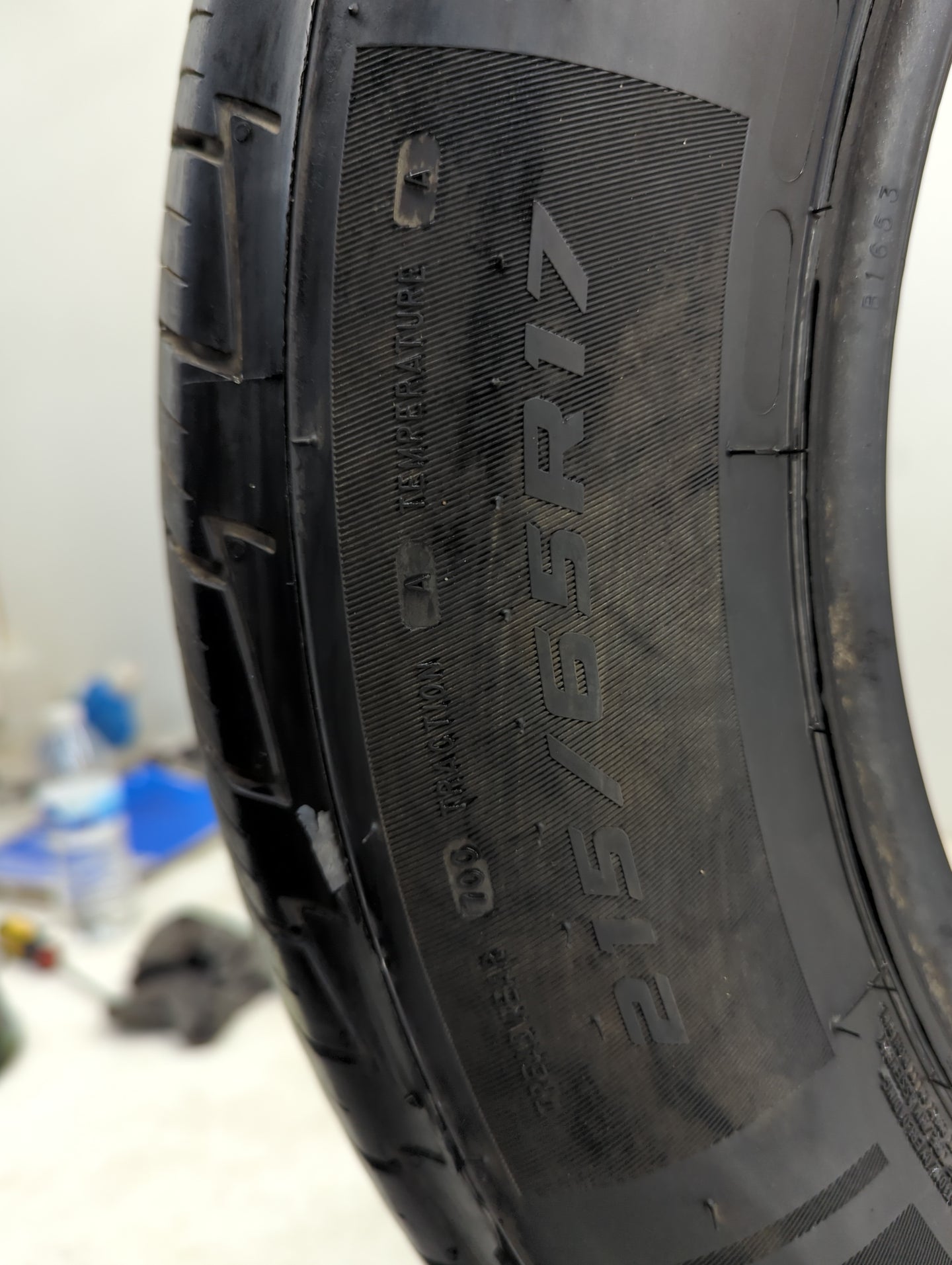 Used Tire 215/65R17 MASTERCRAFT COURSER QUEST PLUS 99T - Tread Depth 8.5/32 - Oemusedautoparts1.com