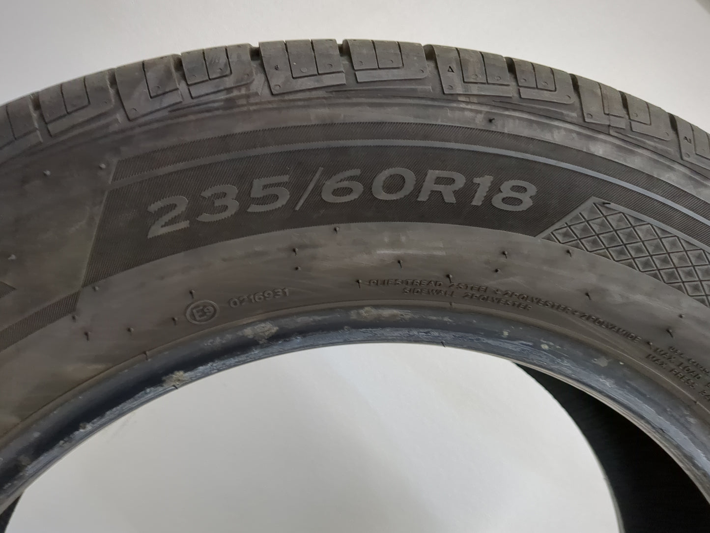 Used Tire 235/60R18 HANKOOK DYNAPRO HPX 107V - Tread Depth 9/32 - Oemusedautoparts1.com