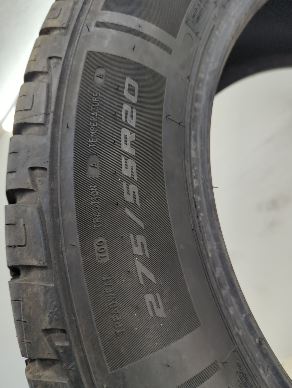 Used Tire 275/55R20 MASTERCRAFT COURSER QUEST 117H - Tread Depth 9.5/32 - Oemusedautoparts1.com