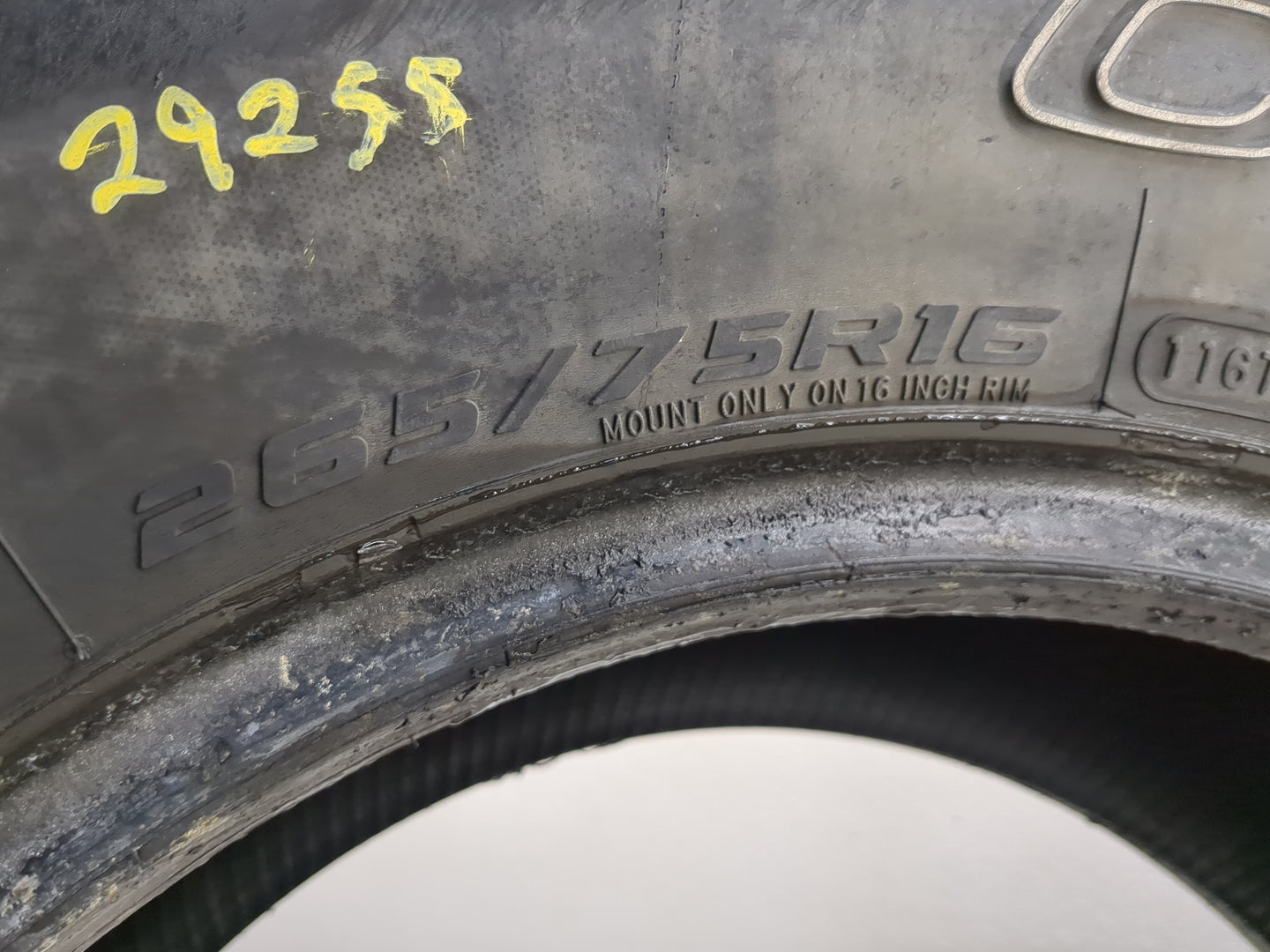 Used Tire 265/75R16 MASTERCRAFT COURSER HSX TOUR 116T - Tread Depth 9/32 - Oemusedautoparts1.com