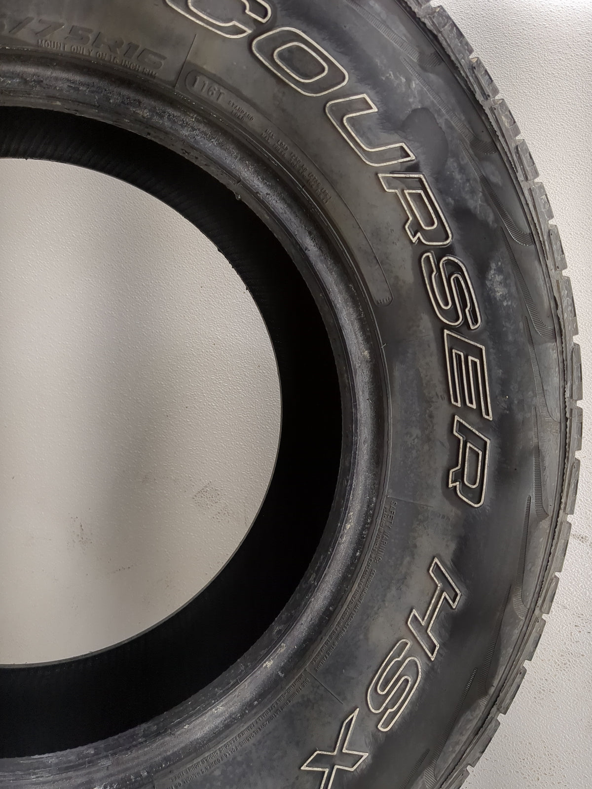 Used Tire 265/75R16 MASTERCRAFT COURSER HSX TOUR 116T - Tread Depth 9/32 - Oemusedautoparts1.com