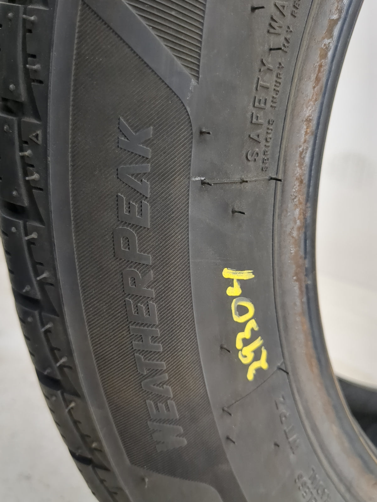Used Tire 185/60R15 BRIDGESTONE WEATHERPEAK 84H - Tread Depth 9/32 - Oemusedautoparts1.com