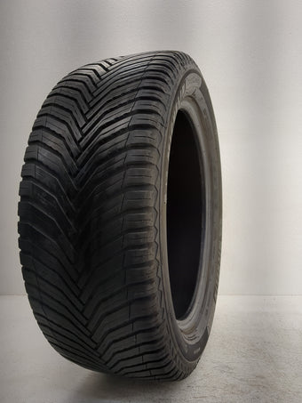 compare product Used Tire 235/50R18 MICHELIN CROSS CLIMATE 2 97H - Tread Depth 9/32