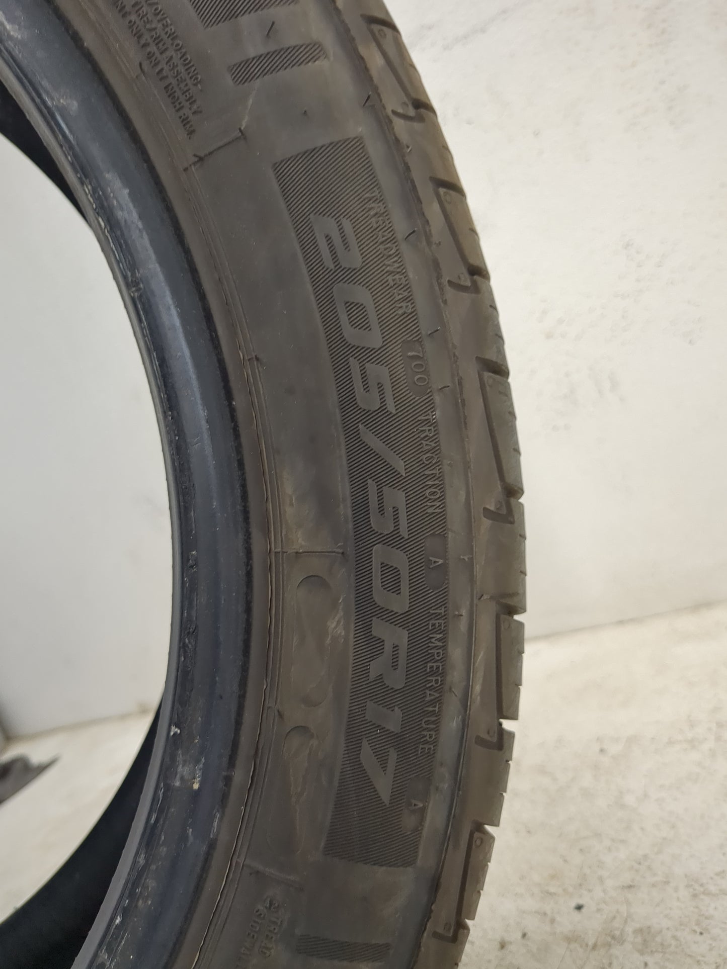 Used Tire 205/50R17 MASTERCRAFT COURSER QUEST 93V - Tread Depth 9/32 - Oemusedautoparts1.com