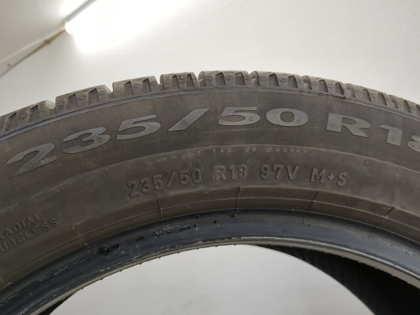 Used Tire 235/50R18 FIRELLI P7 AS PLUS 3 97V - Tread Depth 10/32 - Oemusedautoparts1.com