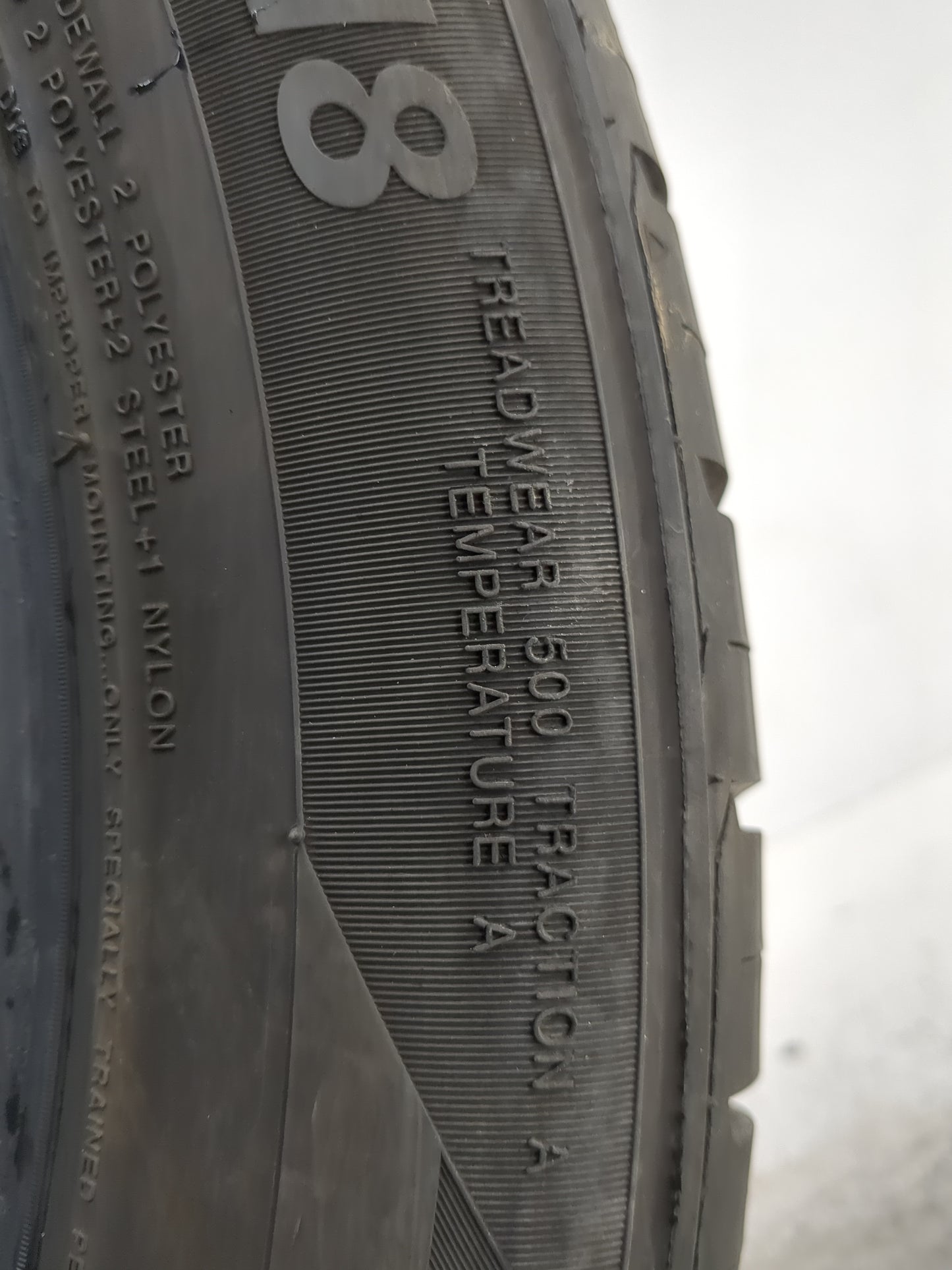 Used Tire 235/50R18 LIONHART LH-503 101W - Tread Depth 8/32 - Oemusedautoparts1.com