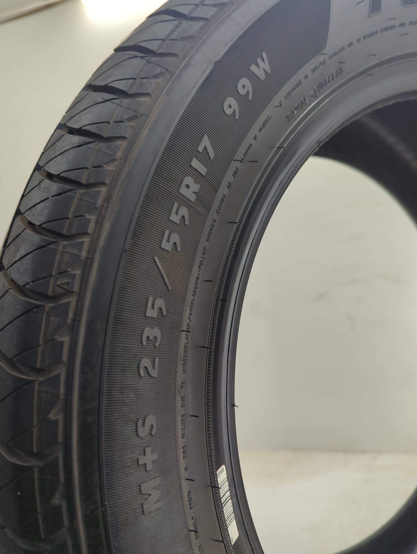 Used Tire 235/55R17 DOUGLAS TOURING A/S 99W - Tread Depth 8/32 - Oemusedautoparts1.com