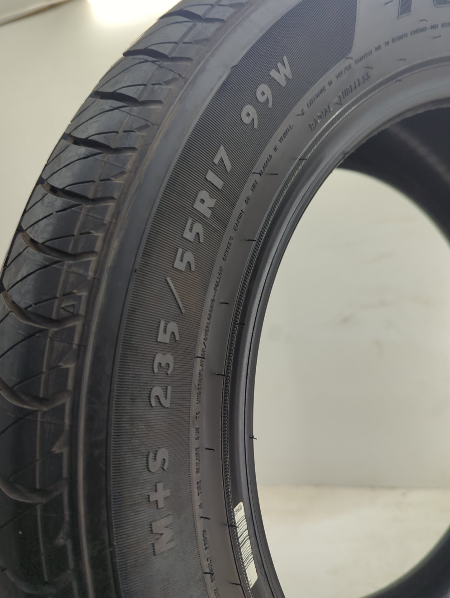 Used Tire 235/55R17 DOUGLAS TOURING A/S 99W - Tread Depth 8/32 - Oemusedautoparts1.com