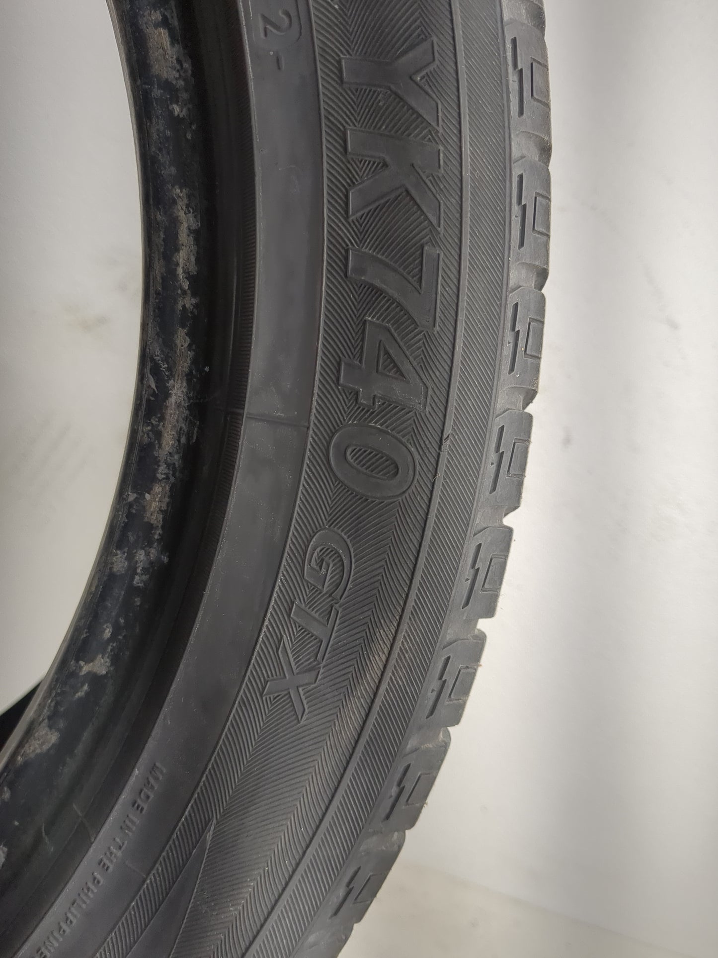 Used Tire 225/50R18 YOKOHAMA YK740 GTX 95H - Tread Depth 9/32 - Oemusedautoparts1.com
