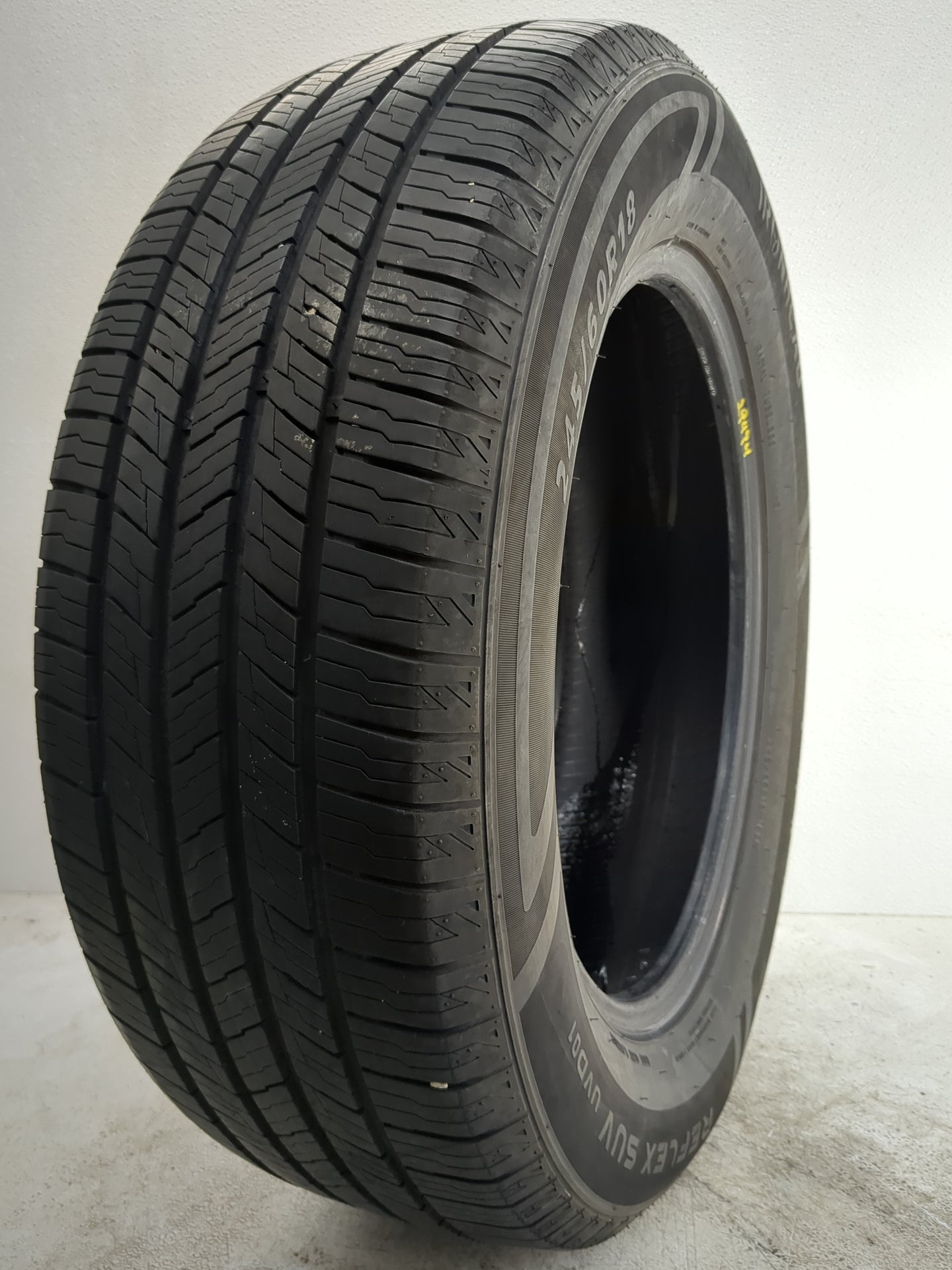 Used Tire 245/60R18 IRONHEAD REFLEX SUV UVD01 105H - Tread Depth 8/32 - Oemusedautoparts1.com