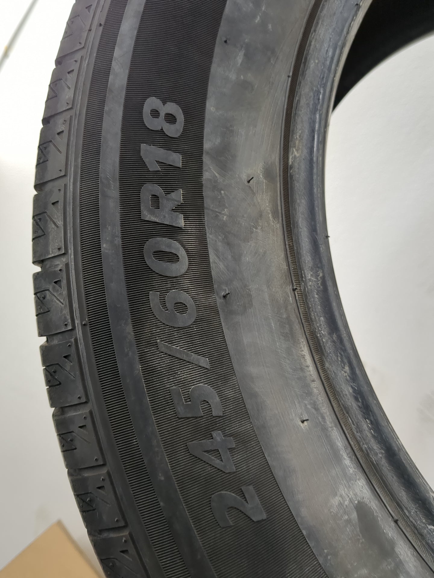 Used Tire 245/60R18 IRONHEAD REFLEX SUV UVD01 105H - Tread Depth 8/32 - Oemusedautoparts1.com