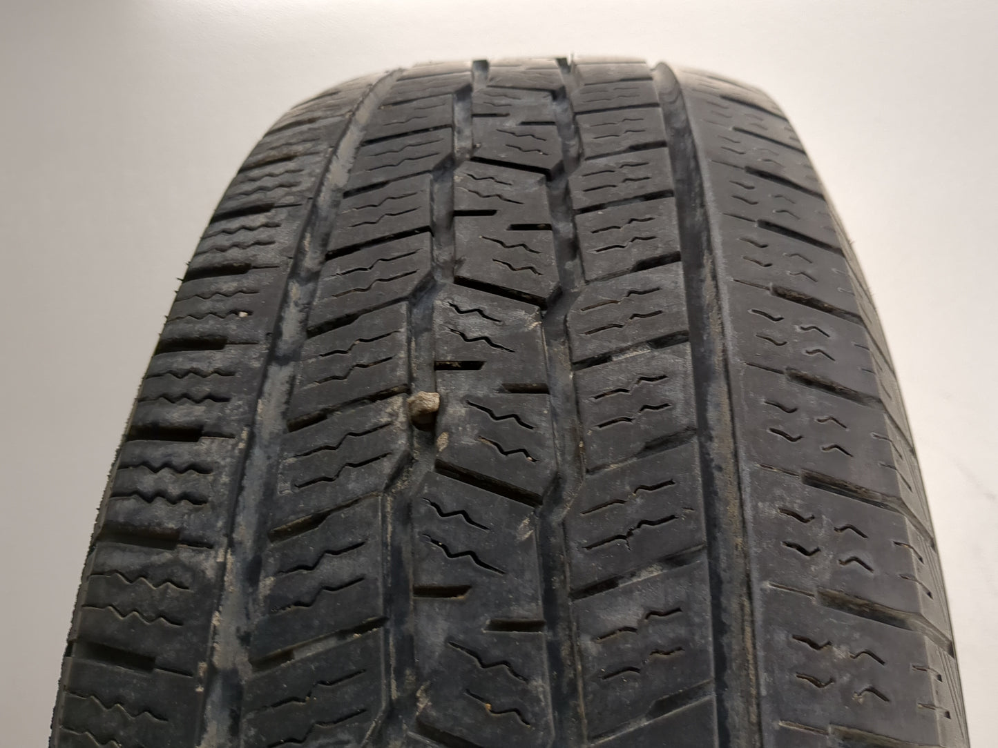 Used Tire 245/70R16 PRINX HICOUNTRY H/T HT2 107T - Tread Depth 8/32 - Oemusedautoparts1.com