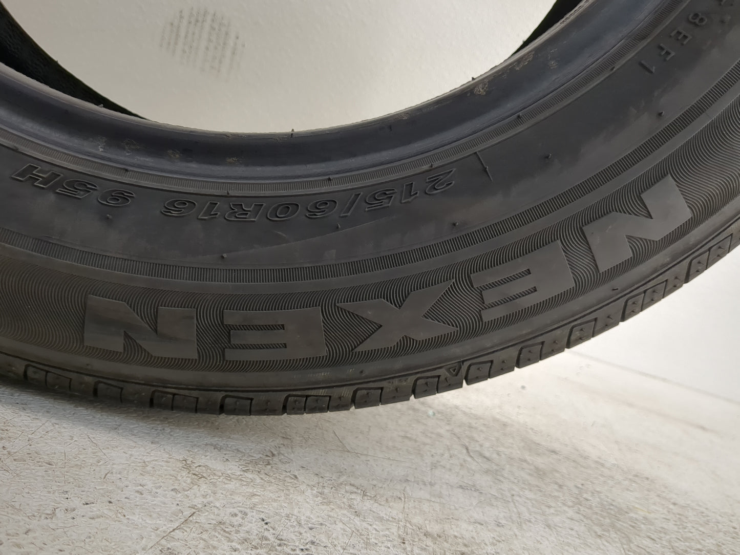 Used Tire 215/60R16 NEXEN N5000 PLUS 95H - Tread Depth 7/32 - Oemusedautoparts1.com