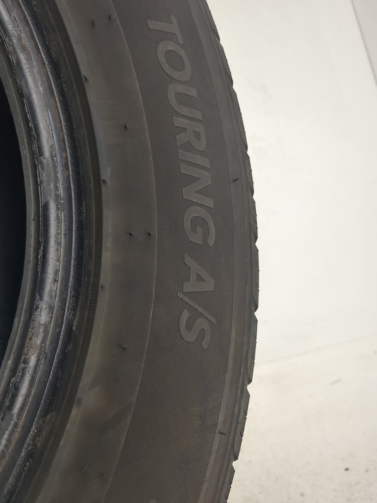 Used Tire 205/60R16 SUREDRIVE TOURING A/S 92V - Tread Depth 9/32 - Oemusedautoparts1.com