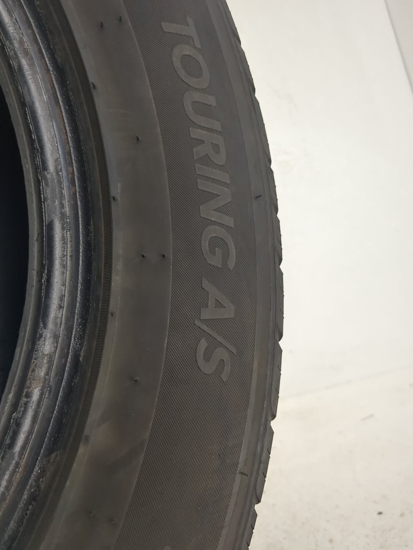 Used Tire 205/60R16 SUREDRIVE TOURING A/S 92V - Tread Depth 9/32 - Oemusedautoparts1.com