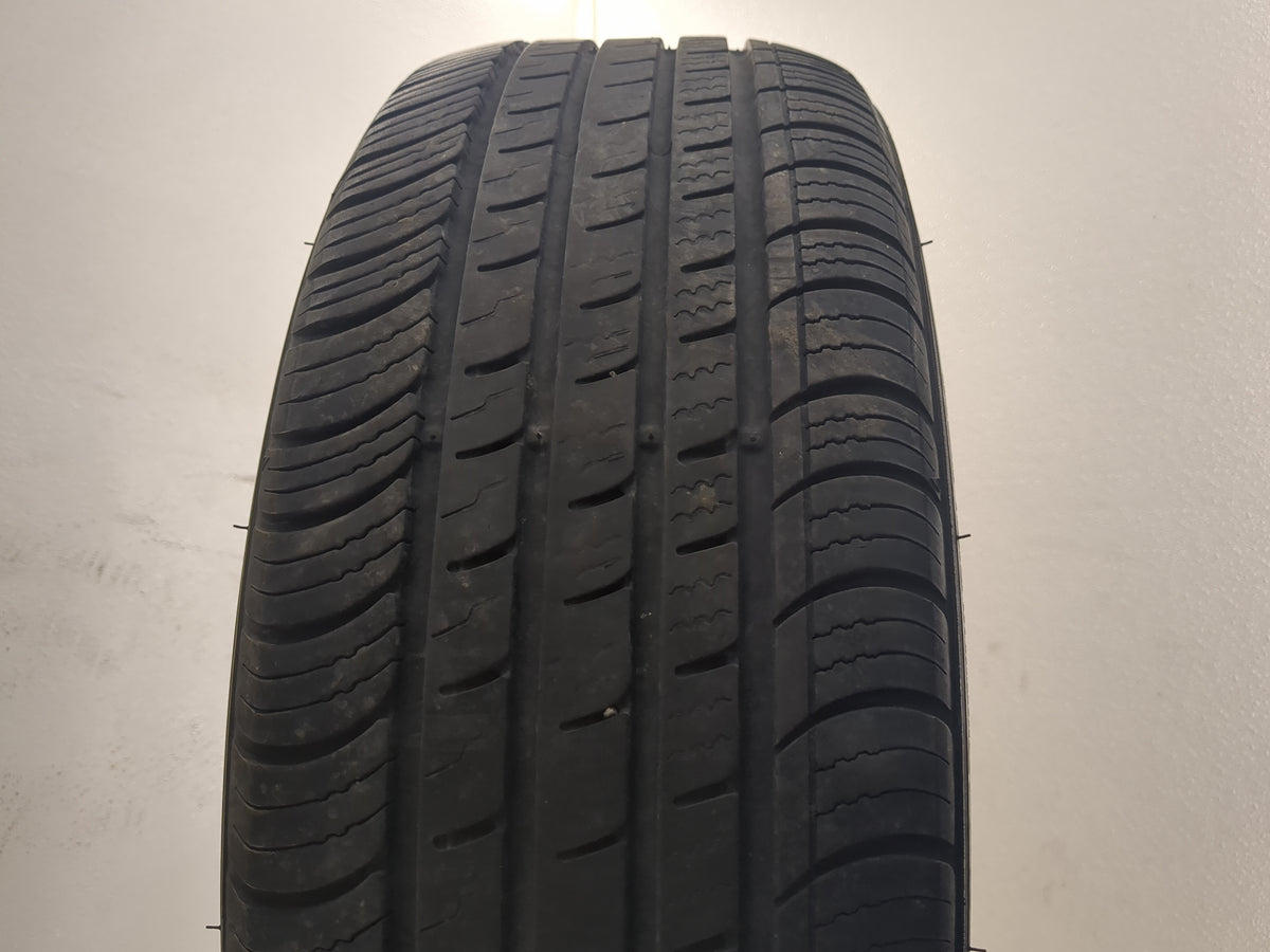 Used Tire 205/60R16 SUREDRIVE TOURING A/S 92V - Tread Depth 9/32 - Oemusedautoparts1.com