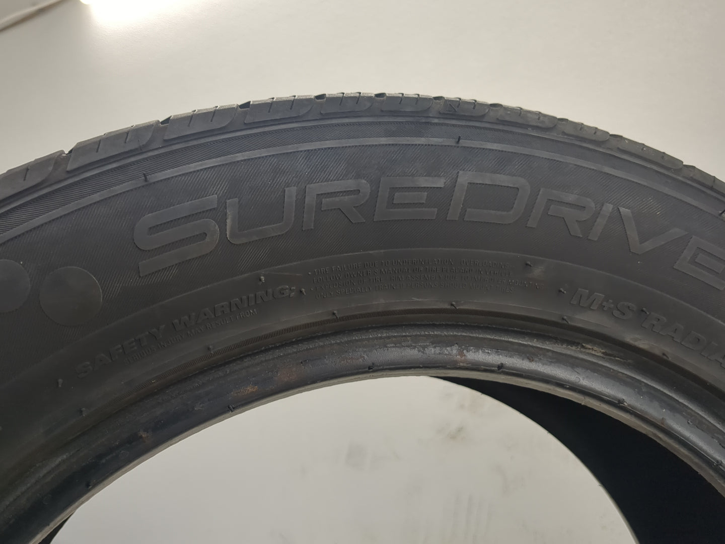 Used Tire 205/60R16 SUREDRIVE TOURING A/S 92V - Tread Depth 9/32 - Oemusedautoparts1.com