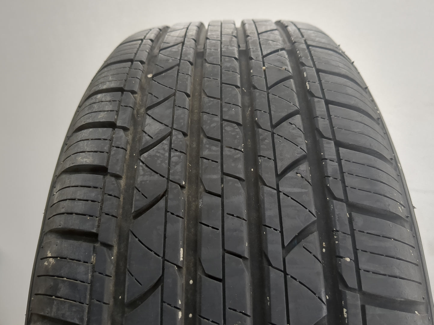 Used Tire 205/55R16 MILESTAR MS 932 SPORT 91V - Tread Depth 10/32 - Oemusedautoparts1.com