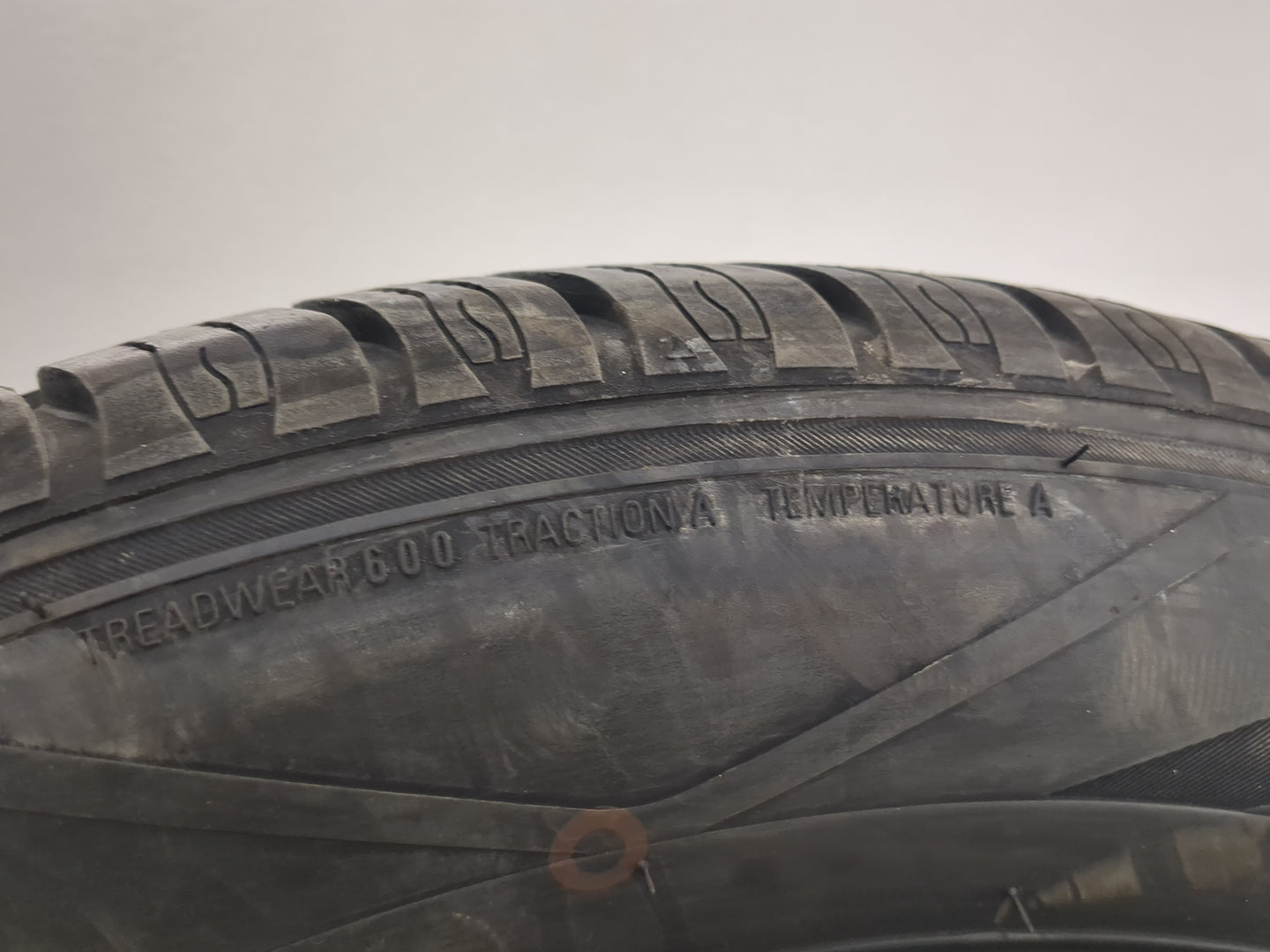 Used Tire 235/55R18 PHANTOM C-SPORT 104V - Tread Depth 11.5/32 - Oemusedautoparts1.com