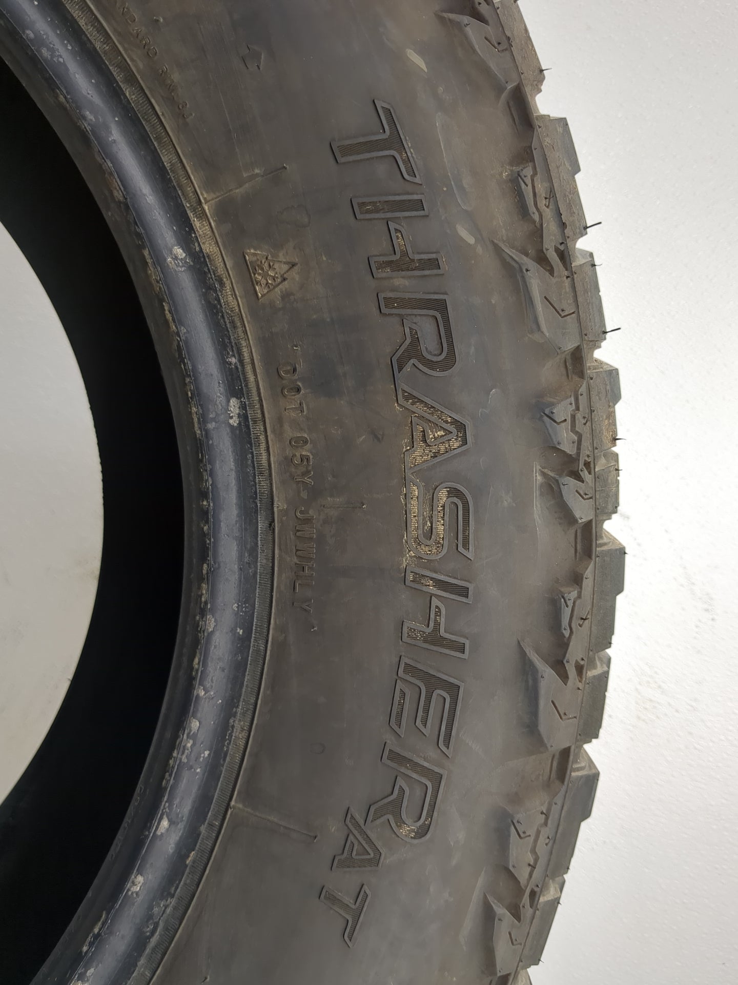 Used Tire 275/65R18 IRONHEAD THRASHER AT 116T - Tread Depth 11/32 - Oemusedautoparts1.com