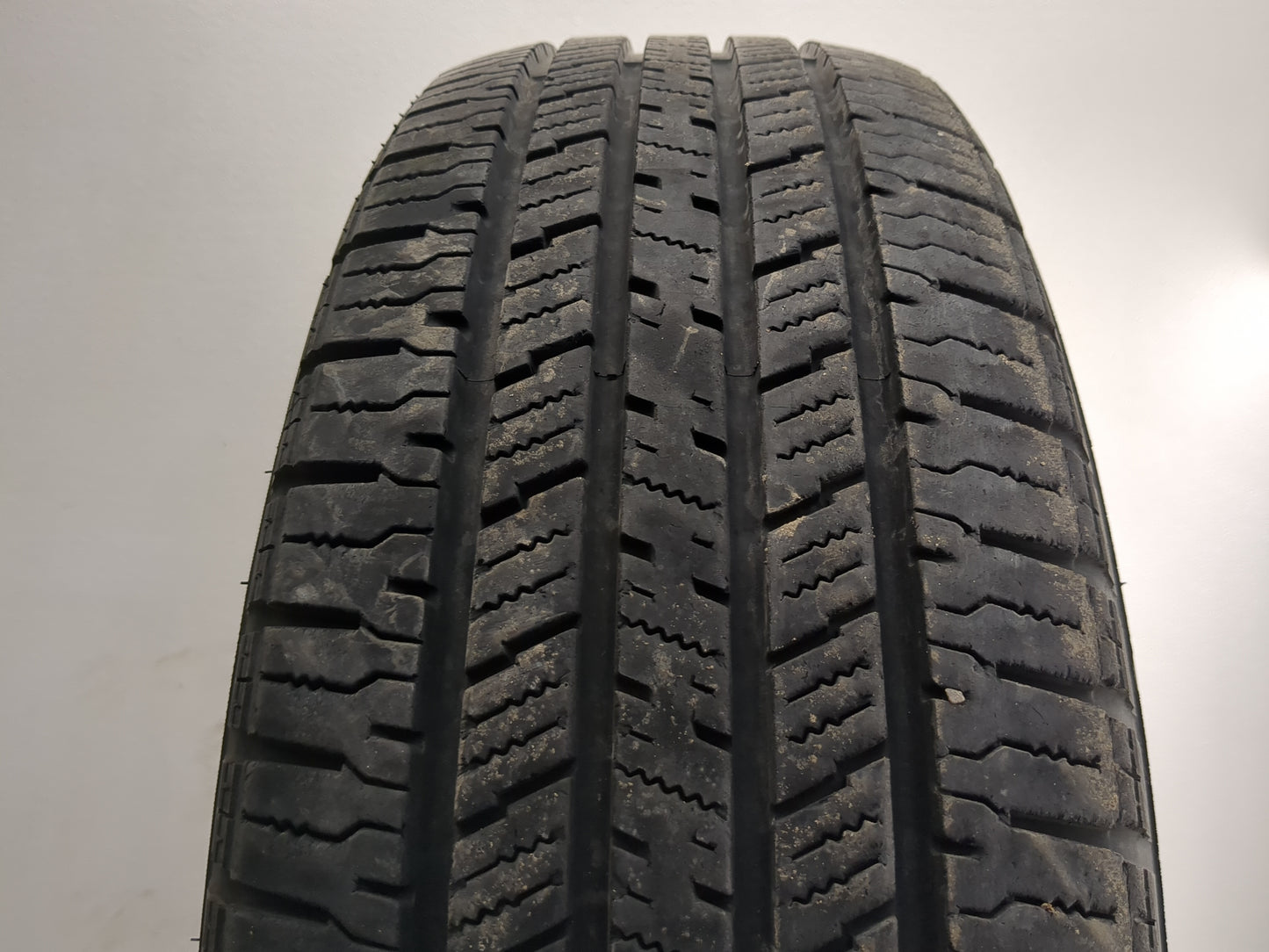 Used Tire 225/75R16 HANKOOK DYNAPRO HT 104T - Tread Depth 8.5/32 - Oemusedautoparts1.com
