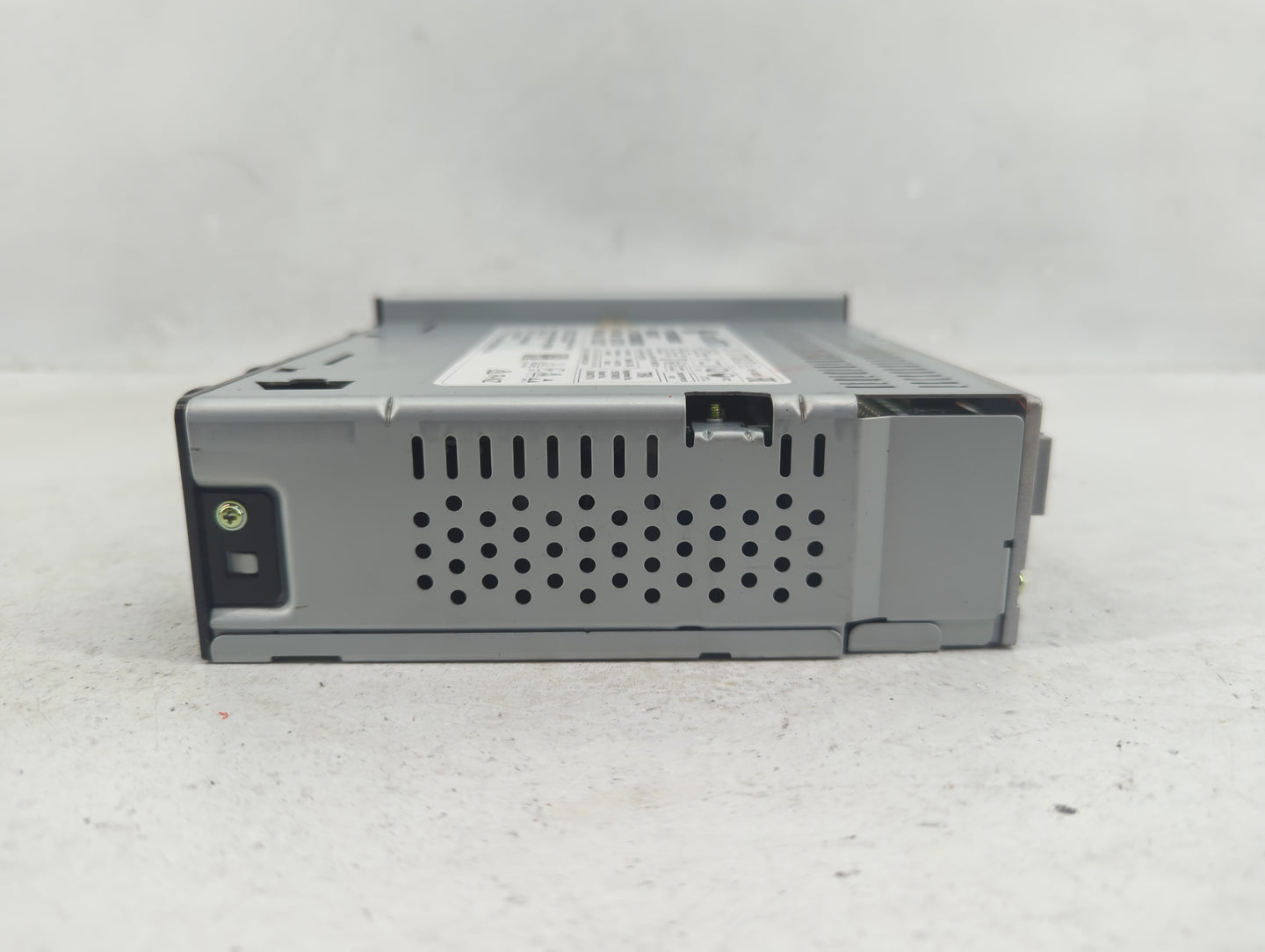 0 Radio AM FM Cd Player Receiver Replacement Fits Fits 217 2018 2019 OEM Used Auto Parts - Oemusedautoparts1.com