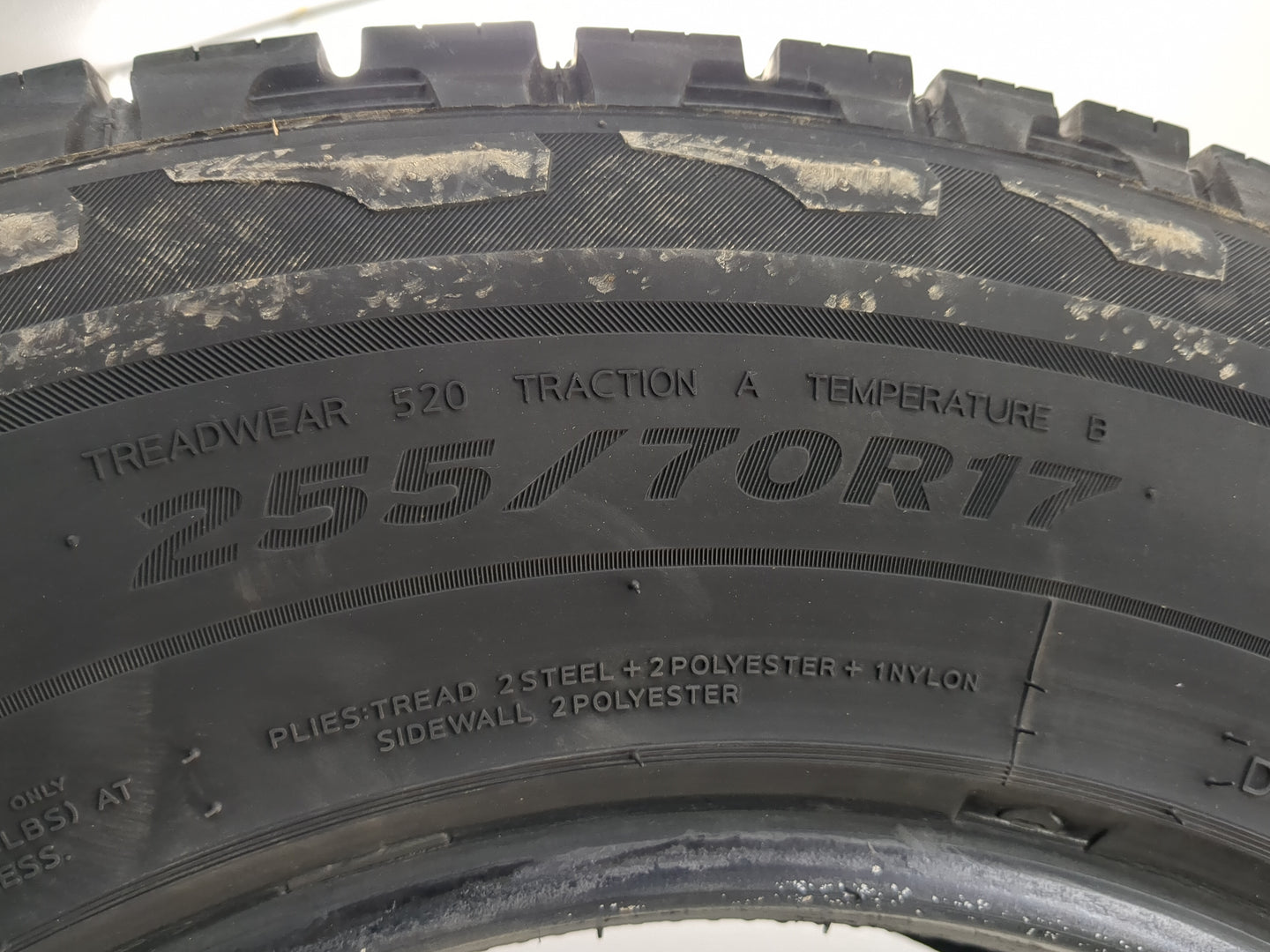 Used Tire 255/70R17 LAUFENN X FIT AT 112T - Tread Depth 9/32 - Oemusedautoparts1.com