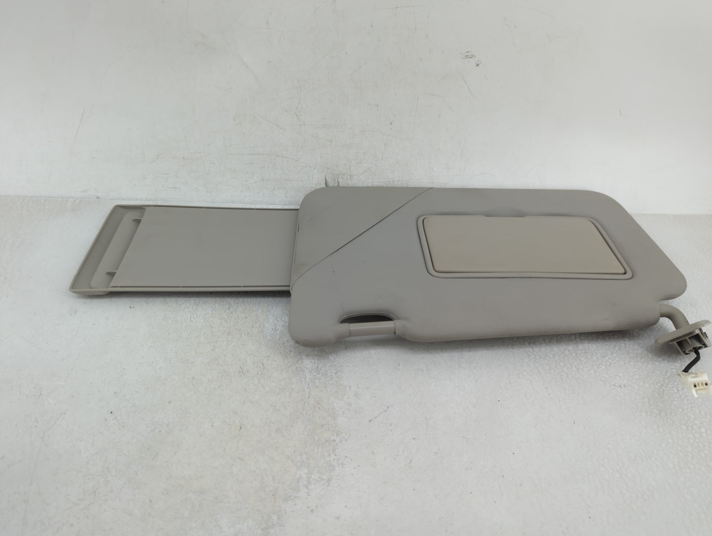 0 Sun Visor Shade Replacement Passenger Right Mirror Fits Fits 218 2019 2020 2021 OEM Used Auto Parts - Oemusedautoparts1.co