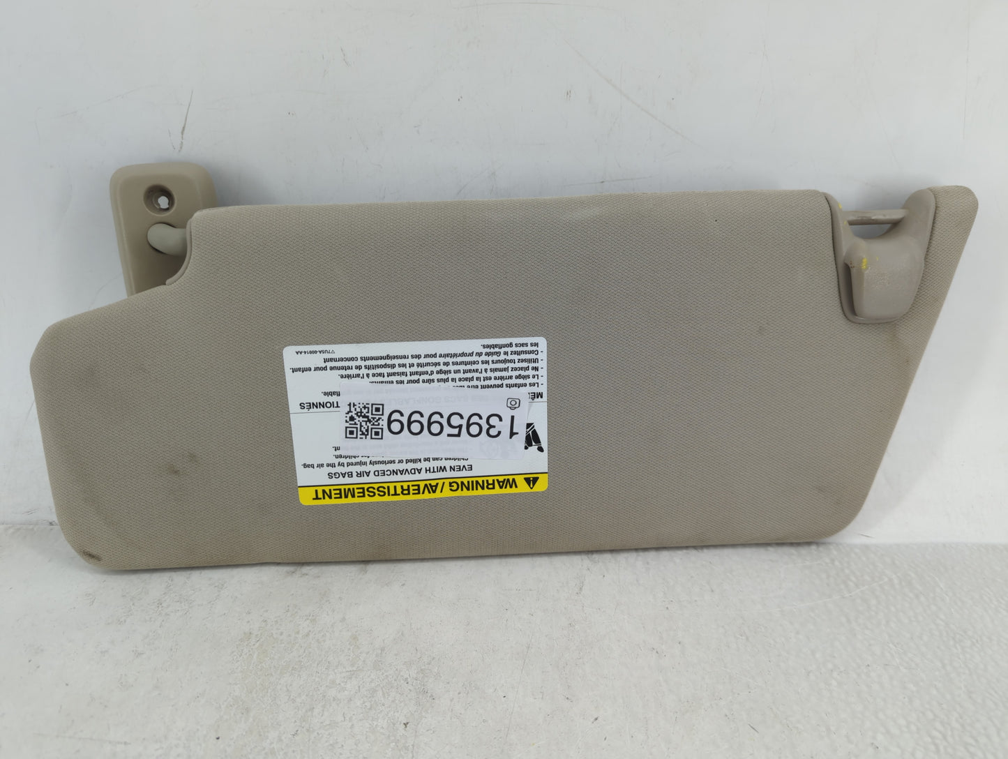 0 Sun Visor Shade Replacement Passenger Right Mirror Fits Fits 209 2010 OEM Used Auto Parts - Oemusedautoparts1.com