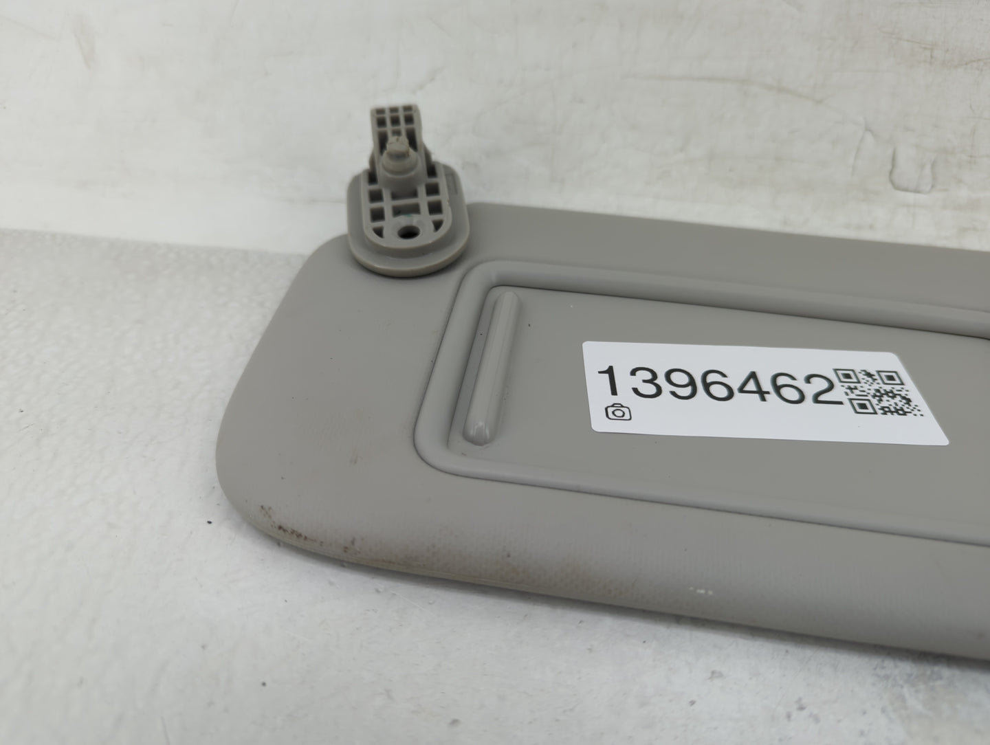 0 Sun Visor Shade Replacement Driver Left Mirror Fits OEM Used Auto Parts - Oemusedautoparts1.com