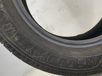 Used Tire 215/60R16 GOODYEAR RELIANT ALL-SEASON 95V - Tread Depth 6/32