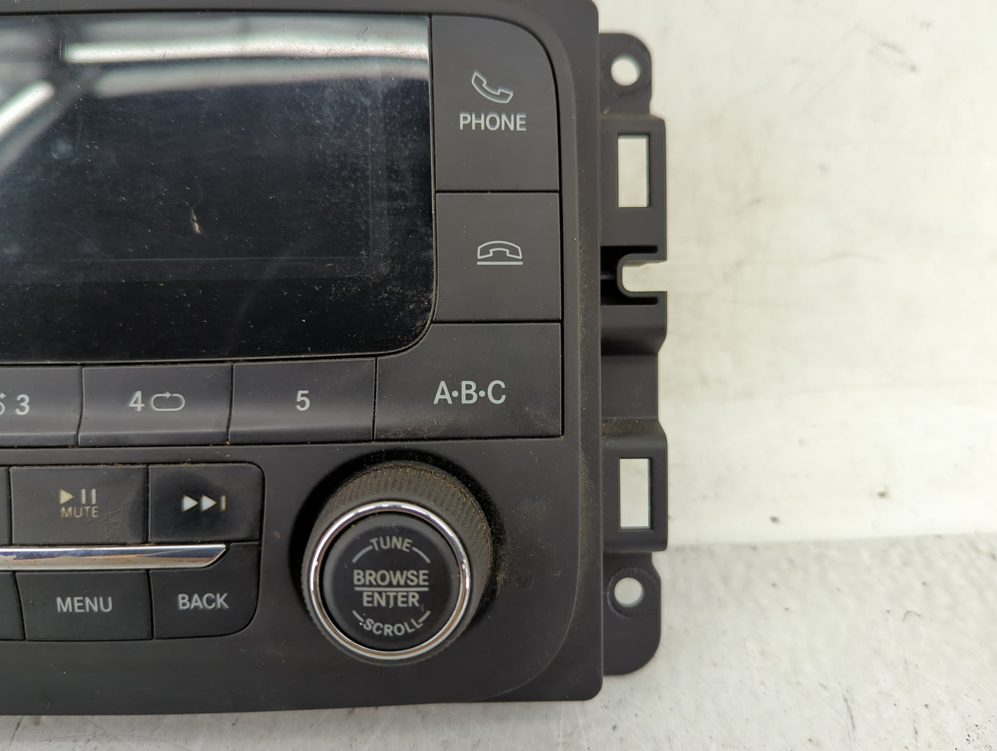 0 Radio AM FM Cd Player Receiver Replacement Fits Fits 217 2018 2019 2020 OEM Used Auto Parts - Oemusedautoparts1.com