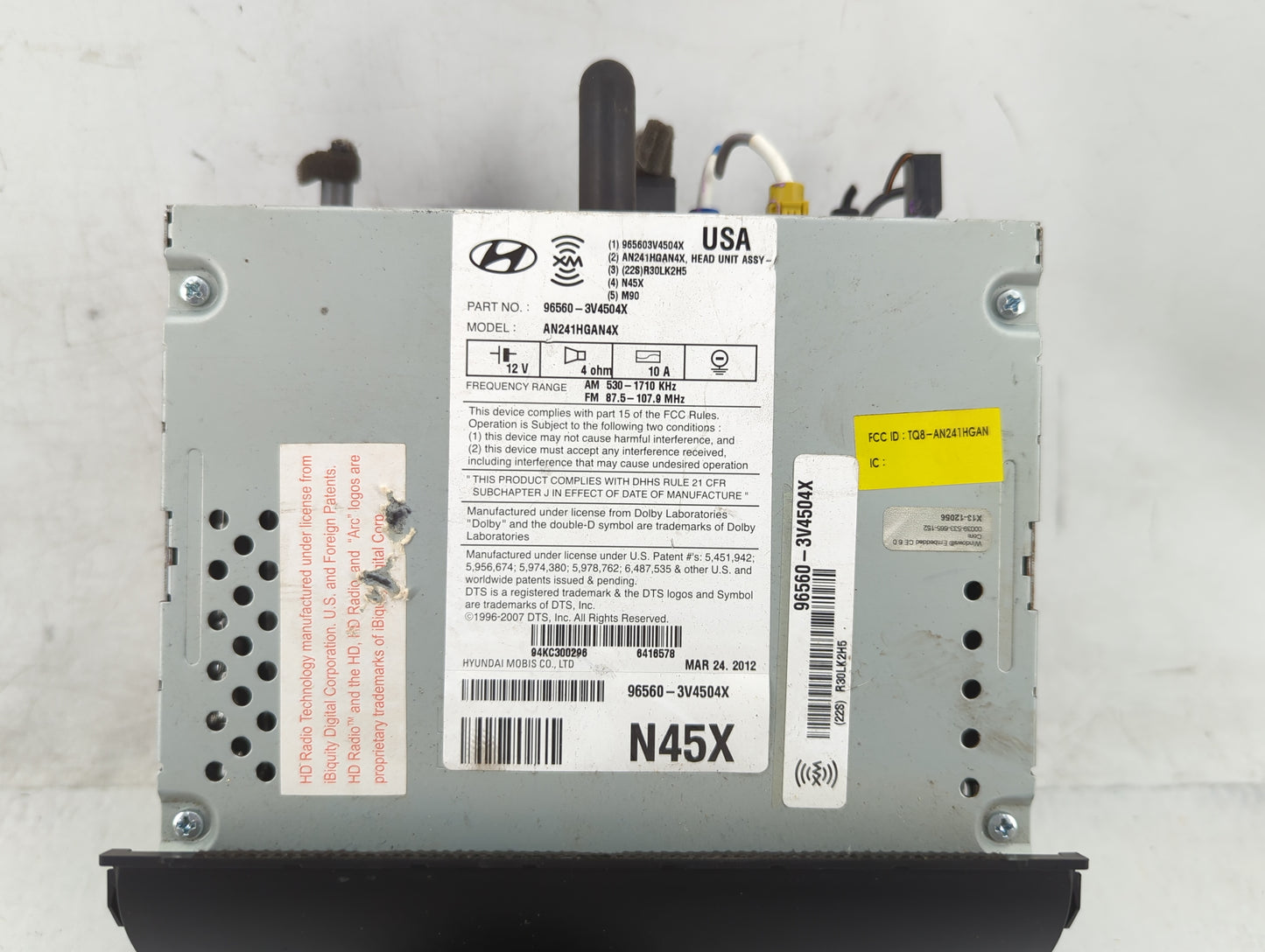 0 Radio AM FM Cd Player Receiver Replacement Fits Fits 212 2013 OEM Used Auto Parts - Oemusedautoparts1.com