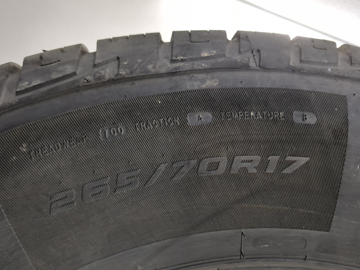 Used Tire 265/70R17 MASTERCRAFT COURSER QUEST 115T - Tread Depth 11/32 - Oemusedautoparts1.com