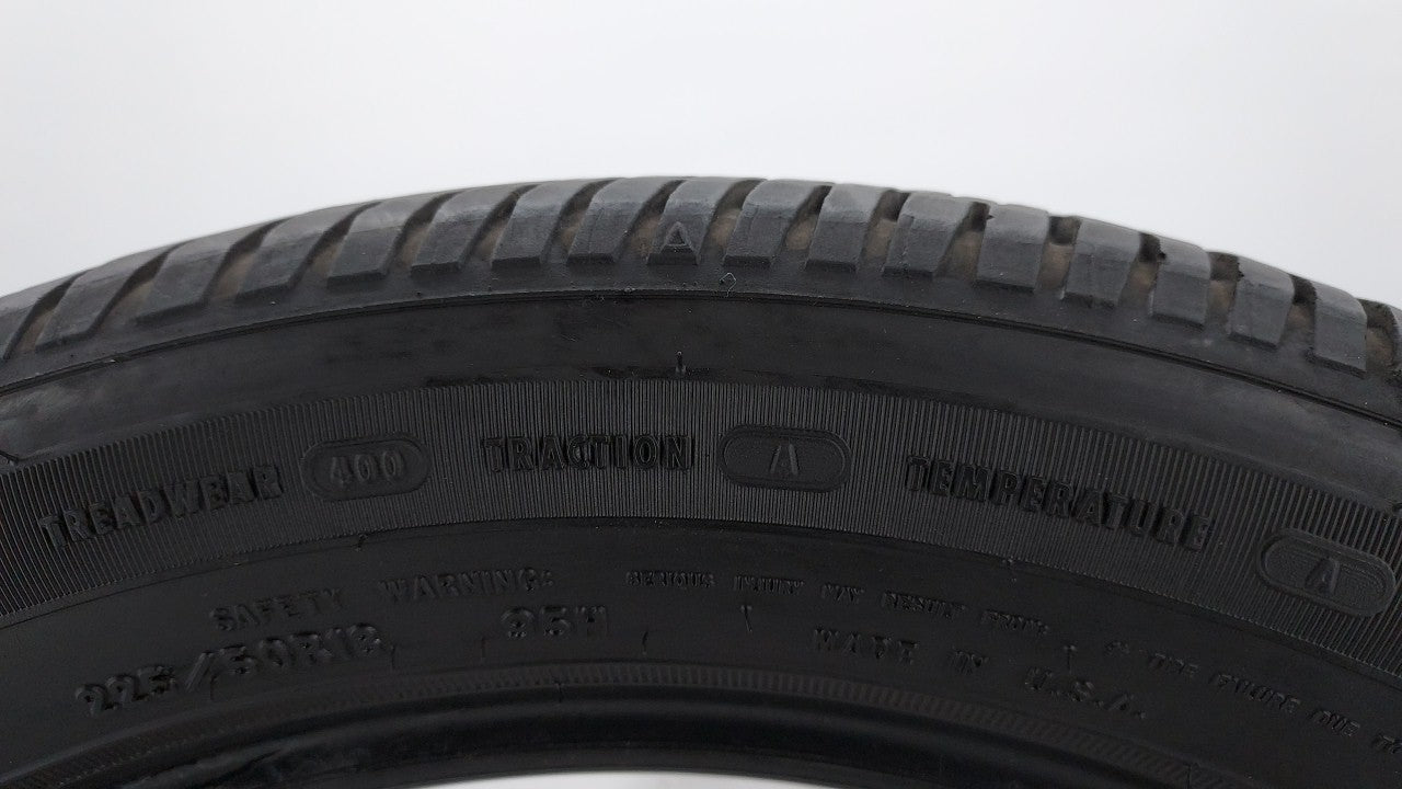 Used Tire 225/50R18 GOODYEAR EAGLE LS2 95H All Season - Tread Depth 8/32 - Oemusedautoparts1.com