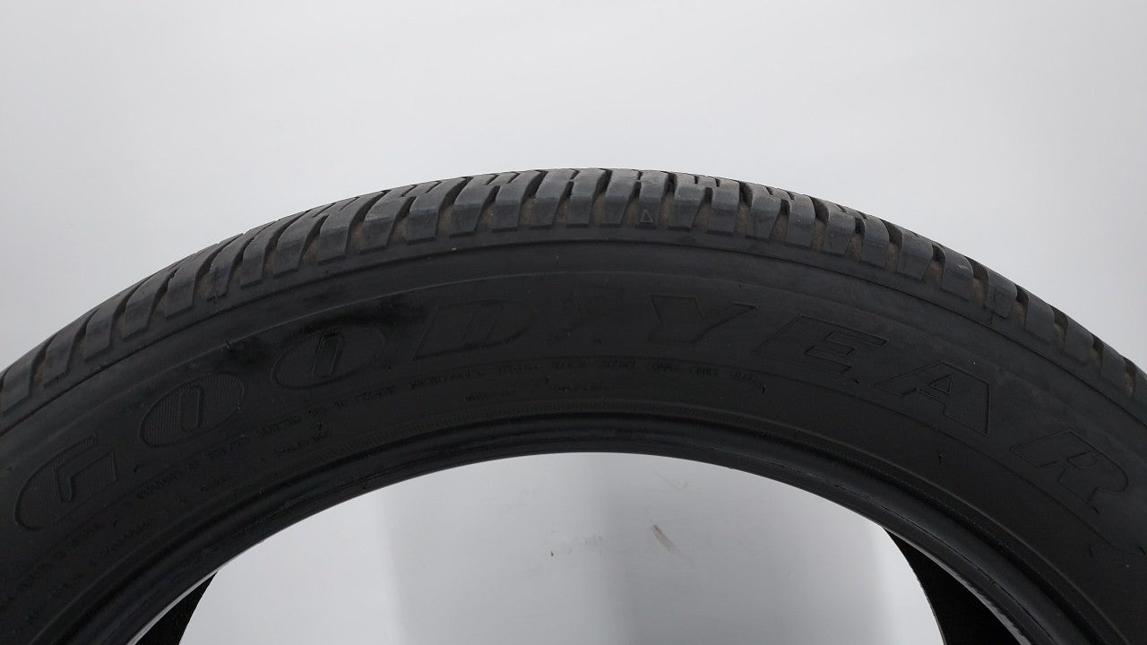Used Tire 225/50R18 GOODYEAR EAGLE LS2 95H All Season - Tread Depth 8/32 - Oemusedautoparts1.com