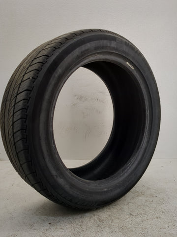 Used Tire 225/50R17 UNIROYAL TIGER PAW TOURING A/S 94H - Tread Depth 9/32 - Oemusedautoparts1.com