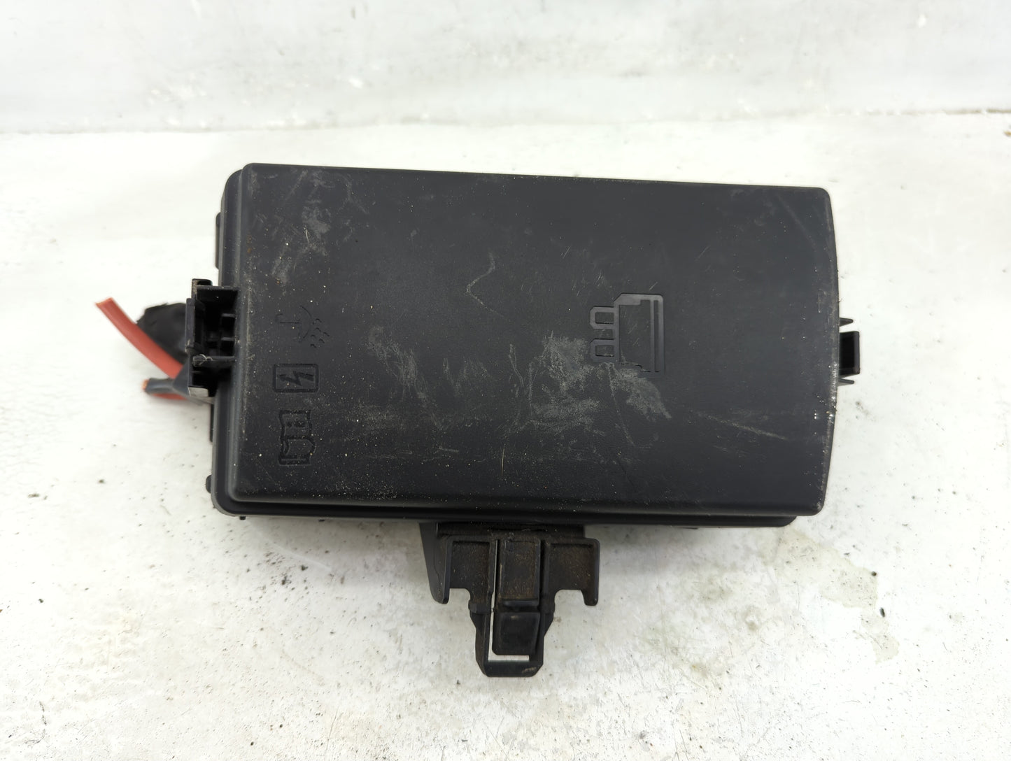 0 Fusebox Fuse Box Panel Relay Module Fits Fits 215 2016 2017 2018 2019 2020 2021 OEM Used Auto Parts - Oemusedautoparts1.co